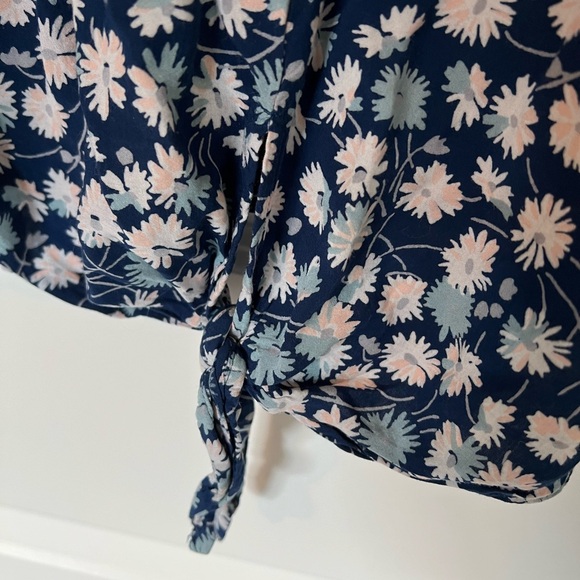 Madewell Floral Tie-front Top - Picture 6 of 8